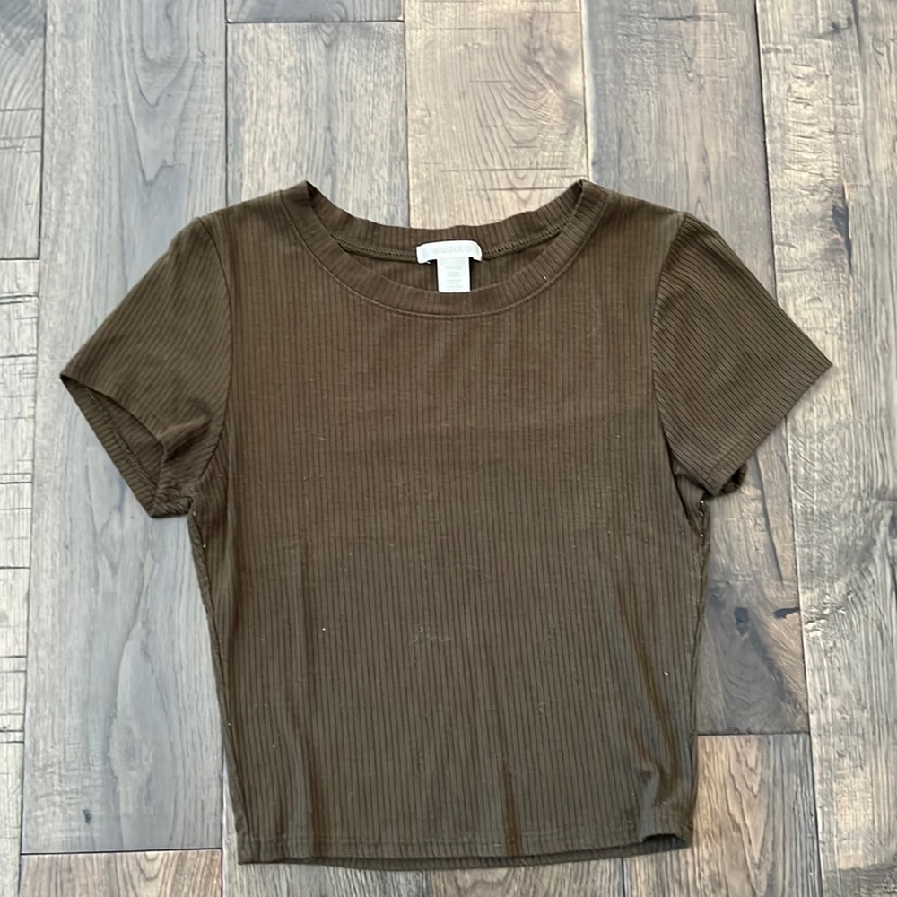 Army green Bozzolo top, size medium.